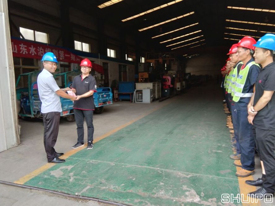 后服務(wù)部孫長磊,在ABB機器人培訓考試中榮獲第一名 后服務(wù)部孫長磊,在ABB機器人培訓考試中榮獲第一名