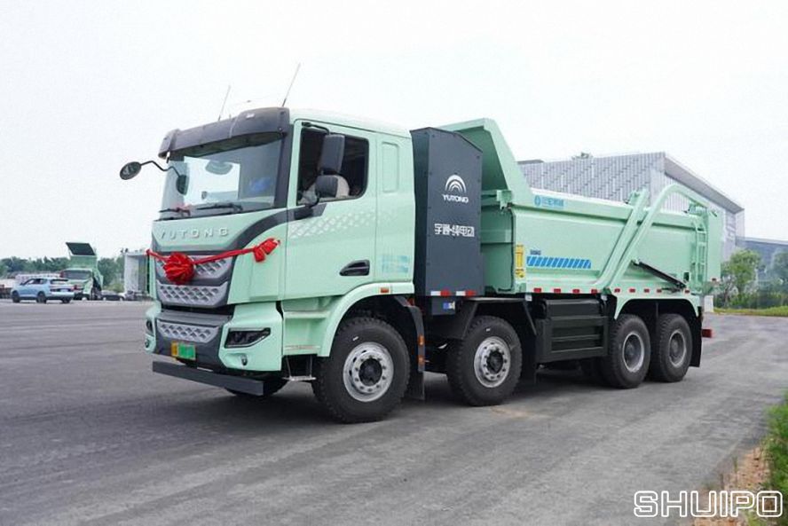 通純電自卸車交付儀式暨戰(zhàn)略合作儀式在成都昱霖隆運(yùn)輸有限責(zé)任公司舉行 通純電自卸車交付儀式暨戰(zhàn)略合作儀式在成都昱霖隆運(yùn)輸有限責(zé)任公司舉行